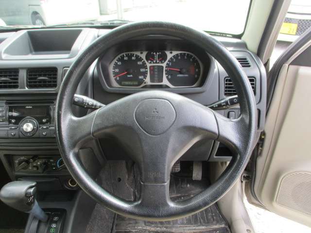 2003 Mitsubishi Pajero Mini – thumbnail 4