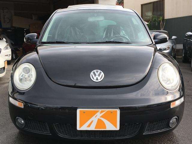 2008 Volkswagen New Beetle – thumbnail 2