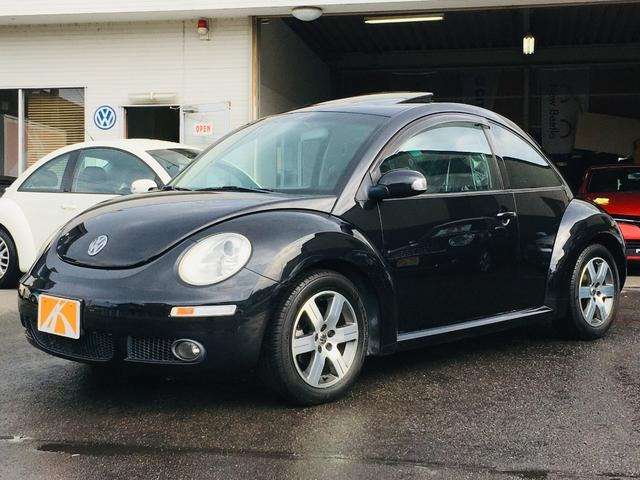 2008 Volkswagen New Beetle – thumbnail 3