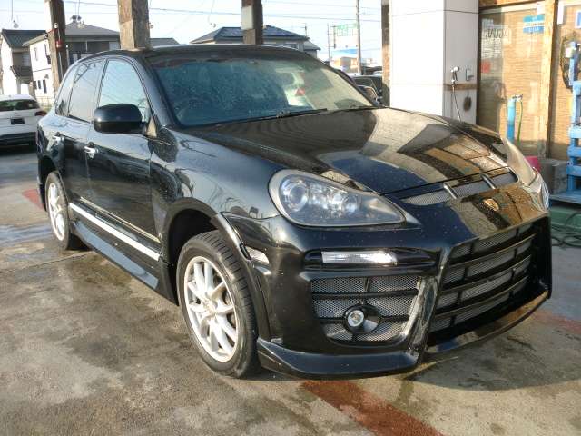 2009 Porsche Cayenne – thumbnail 3