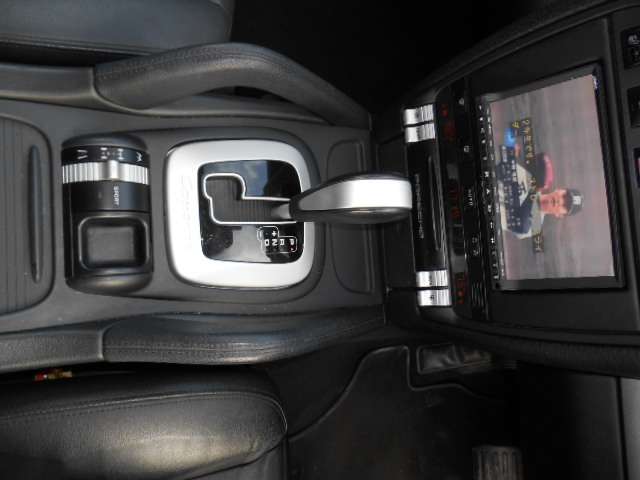 2010 Porsche Cayenne – thumbnail 4