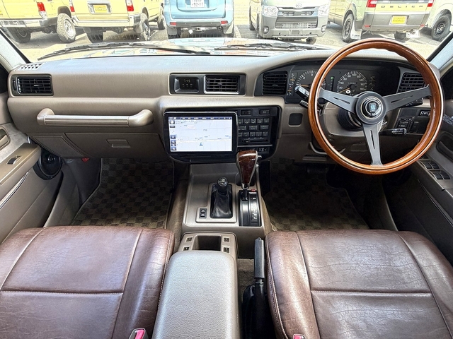 1995 Toyota Land Cruiser 80 – thumbnail 2