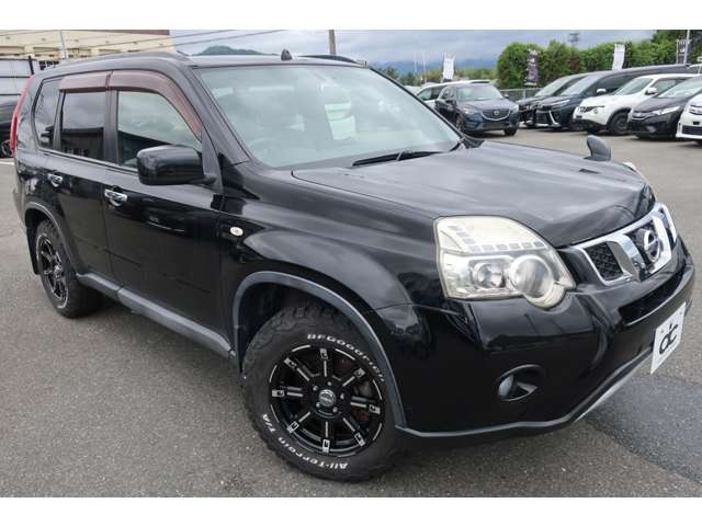 2011 Nissan X-Trail – thumbnail 4