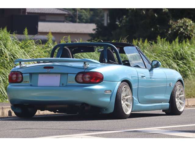 2000 Mazda Roadster – thumbnail 4
