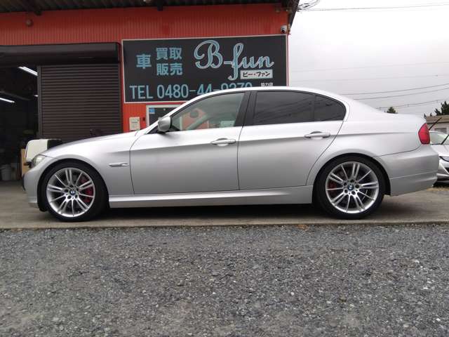 2010 BMW 3 Series – thumbnail 3