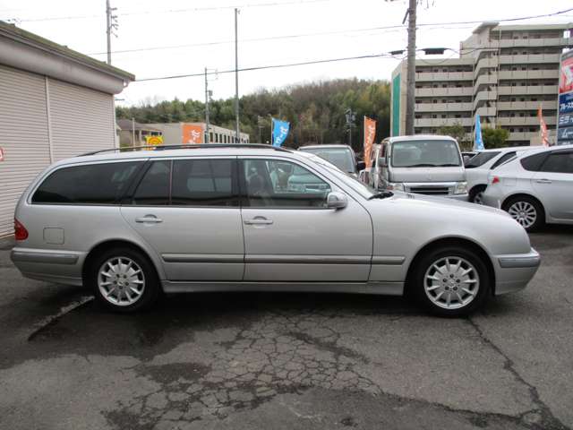 2000 Mercedes-Benz E-Class Wagon – thumbnail 4