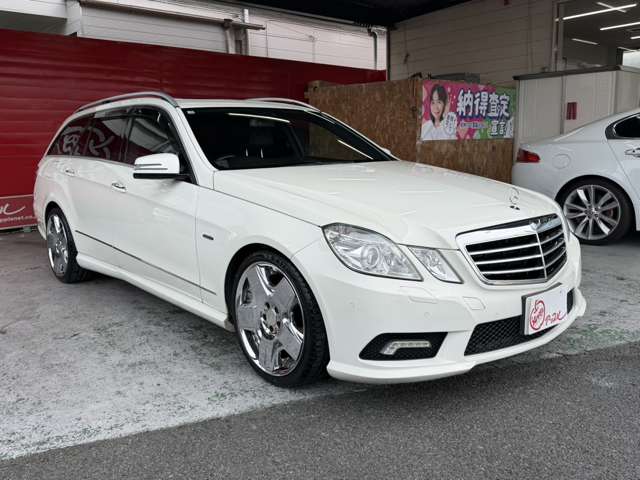 2010 Mercedes-Benz E-Class Wagon – thumbnail 3