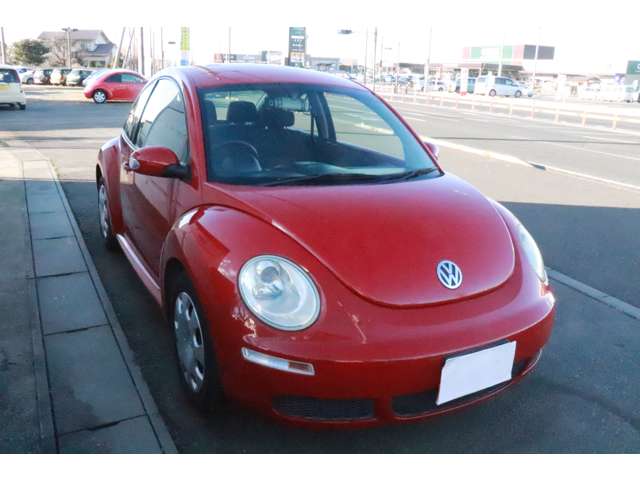 2008 Volkswagen New Beetle – thumbnail 2