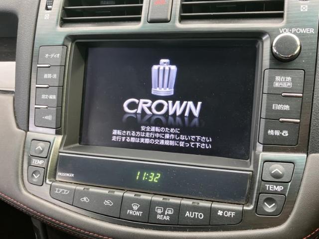 2011 Toyota Crown Athlete – thumbnail 4