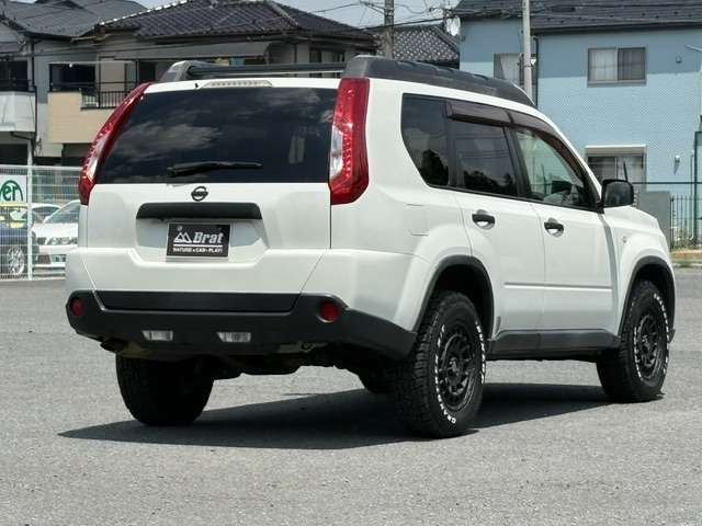 2011 Nissan X-Trail – thumbnail 4