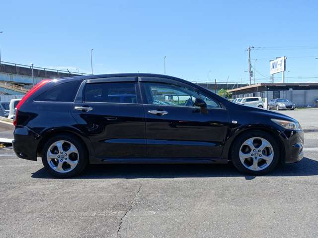 2006 Honda Stream – thumbnail 4