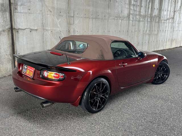 2005 Mazda Roadster – thumbnail 3