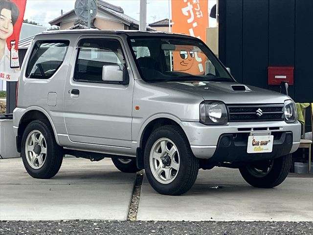 2011 Suzuki Jimny – thumbnail 4