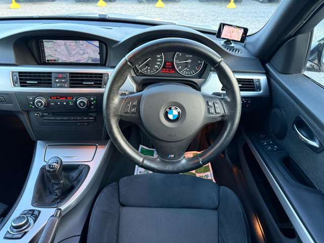 2009 BMW 3 Series – thumbnail 3