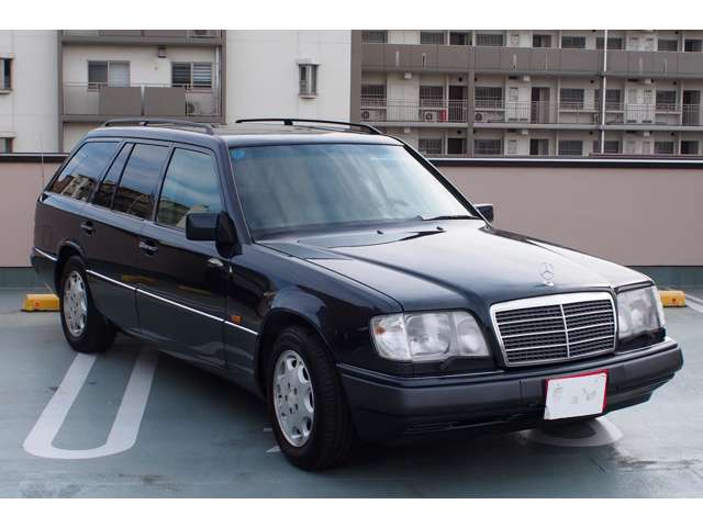 1995 Mercedes-Benz E-Class Wagon – thumbnail 3