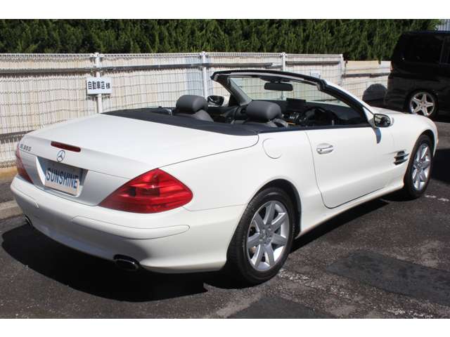 2006 Mercedes-Benz SL-Class – thumbnail 2