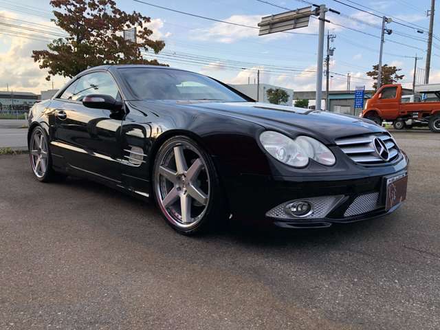 2004 Mercedes-Benz SL-Class – thumbnail 2
