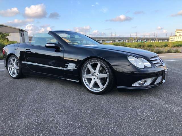 2004 Mercedes-Benz SL-Class – thumbnail 3
