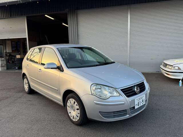 2009 Volkswagen Polo – thumbnail 4