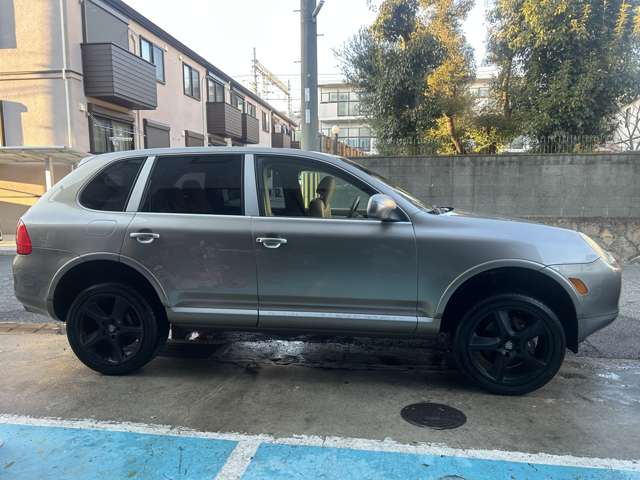 2006 Porsche Cayenne – thumbnail 4