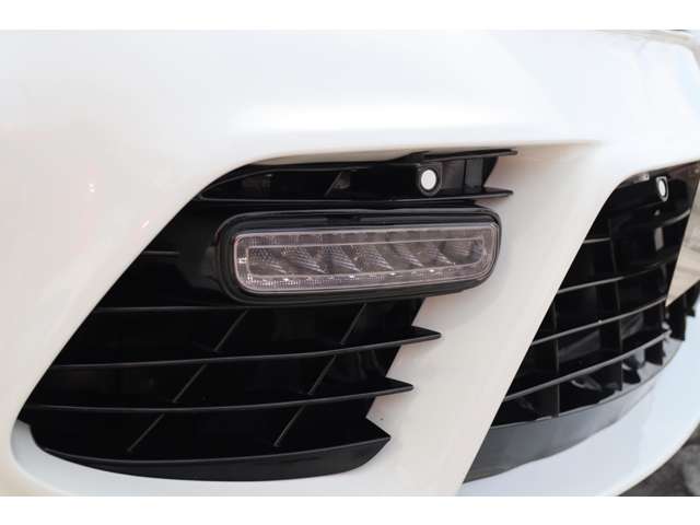 2009 Porsche Panamera – thumbnail 3