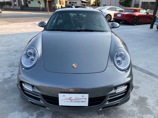 2010 Porsche 911 – thumbnail 2