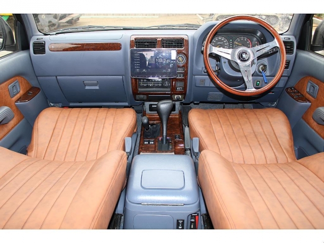 1997 Toyota Land Cruiser Prado – thumbnail 4