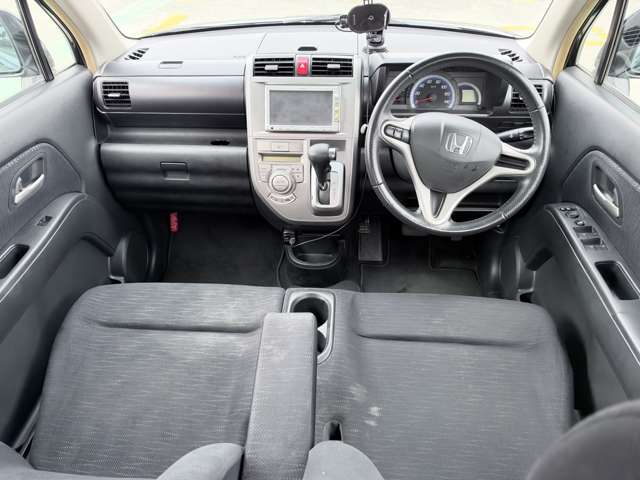 2011 Honda Zest – thumbnail 3