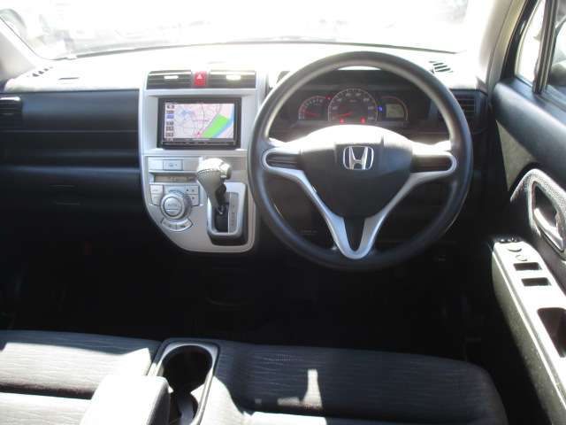 2009 Honda Zest – thumbnail 3