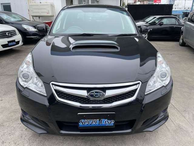 2011 Subaru Legacy Touring Wagon – thumbnail 3