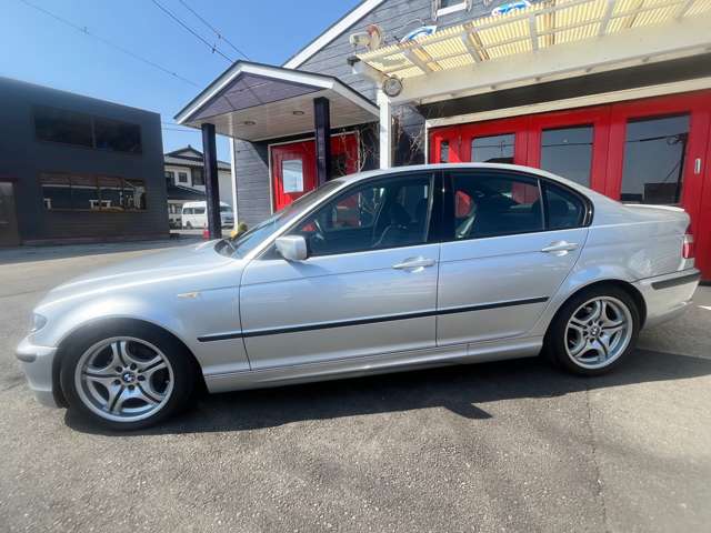 2002 BMW 3 Series – thumbnail 4