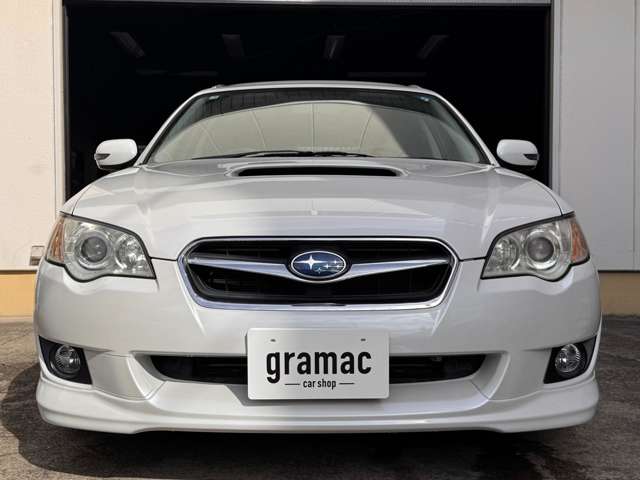 2009 Subaru Legacy Touring Wagon – thumbnail 2