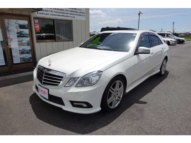 2011 Mercedes-Benz E-Class – thumbnail 4
