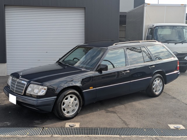 1994 Mercedes-Benz E-Class Wagon – thumbnail 2