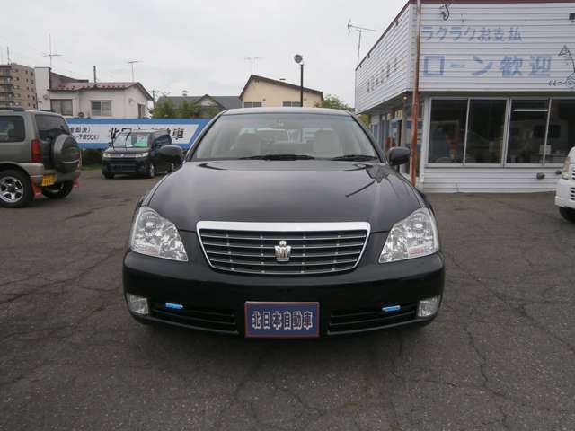 2005 Toyota Crown Royal – thumbnail 3