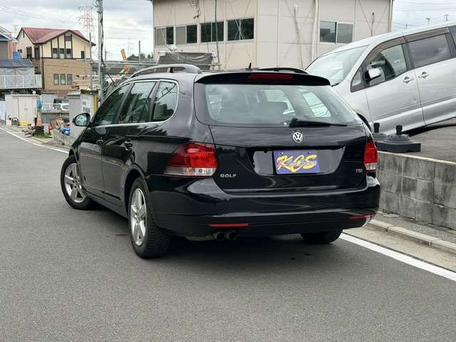 2011 Volkswagen Golf Variant – thumbnail 4
