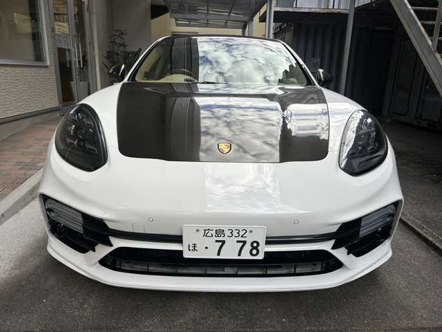 2011 Porsche Panamera – thumbnail 3