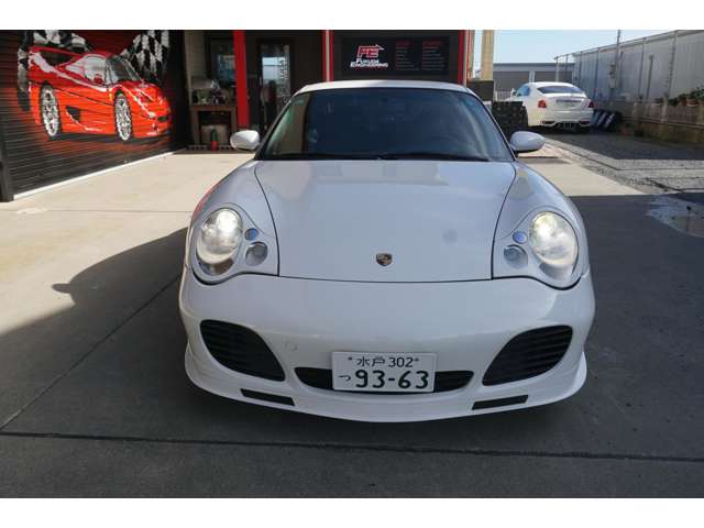 2003 Porsche 911 – thumbnail 3