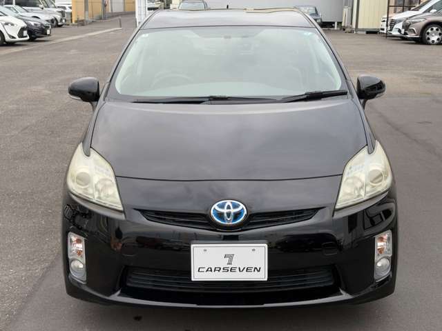 2010 Toyota Prius – thumbnail 2