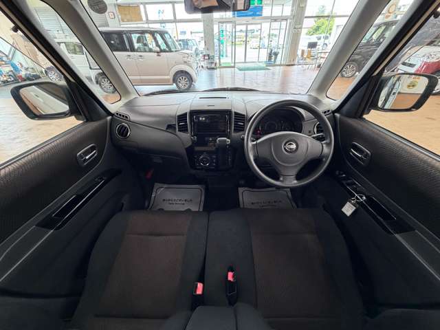 2011 Nissan Roox – thumbnail 2
