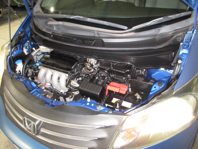 2011 Honda Freed – thumbnail 3