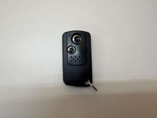 2011 Honda Fit – thumbnail 4
