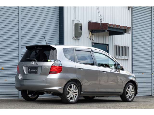 2004 Honda Fit – thumbnail 3