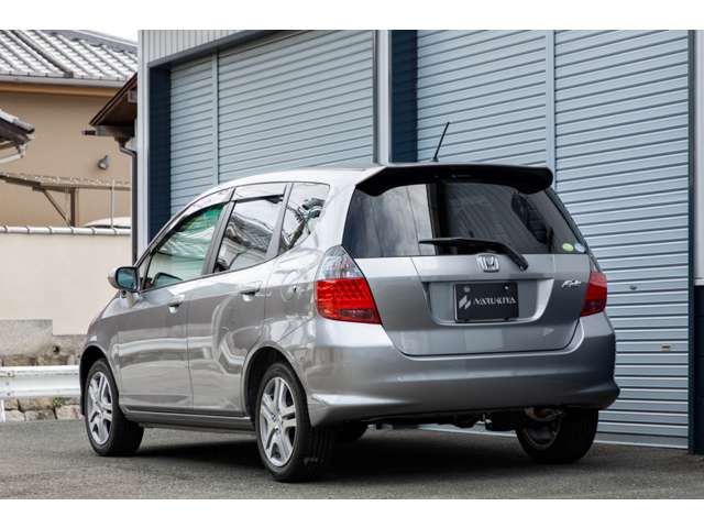 2004 Honda Fit – thumbnail 4