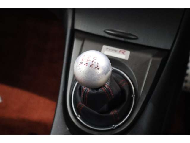 2011 Honda Civic Type R Euro – thumbnail 3