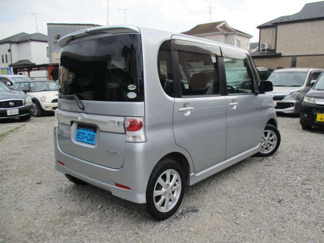 2008 Daihatsu Tanto – thumbnail 2