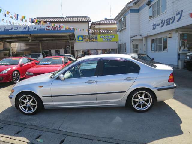 2004 BMW 3 Series – thumbnail 4