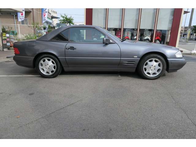 1996 Mercedes-Benz SL-Class – thumbnail 3