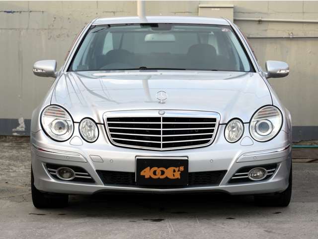 2009 Mercedes-Benz E-Class – thumbnail 2