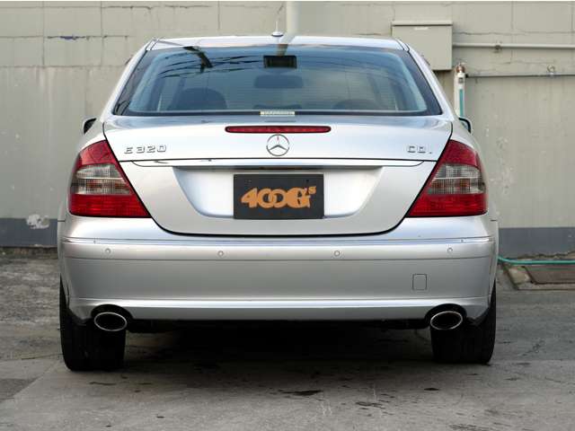 2009 Mercedes-Benz E-Class – thumbnail 3